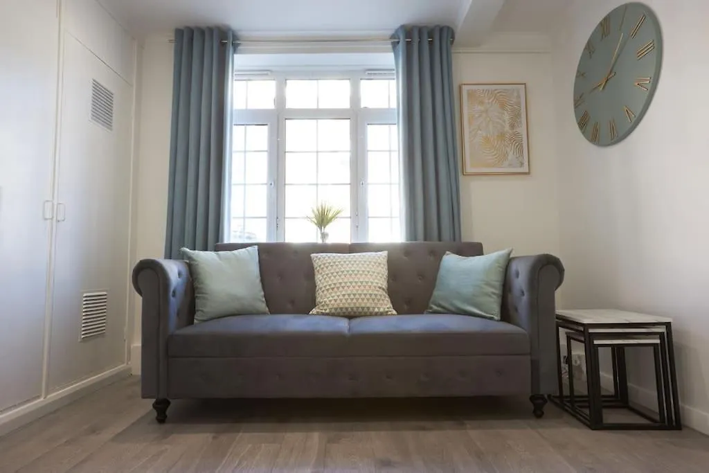 Butterbridge Apartment London